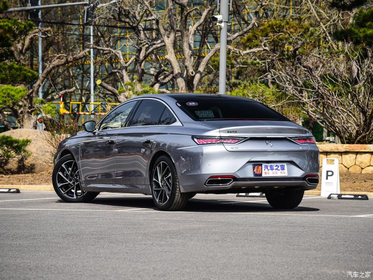 DS汽车 DS 9 2021款 45THP 歌剧院版 DS汽车 DS 9 2021款 45THP 歌剧院版