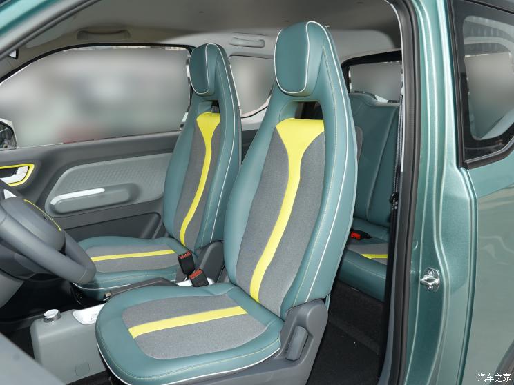 上汽通用五菱 宏光MINIEV 2022款 GAMEBOY 丛林穿越 上汽通用五菱 宏光MINIEV 2022款 GAMEBOY 丛林穿越