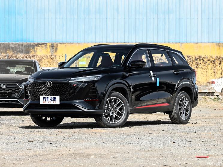 长安汽车 长安CS75 PLUS 2022款 第二代 1.5T 自动豪华型 长安汽车 长安CS75 PLUS 2022款 第二代 1.5T 自动豪华型