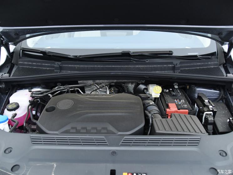 上汽集团 荣威iMAX8 2022款 400TGI 尊荣版 上汽集团 荣威iMAX8 2022款 400TGI 尊荣版