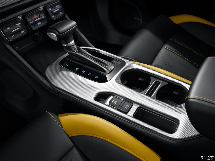 广汽乘用车 传祺GS3 2022款 POWER 270T 自动劲智版 广汽乘用车 传祺GS3 2022款 POWER 270T 自动劲智版