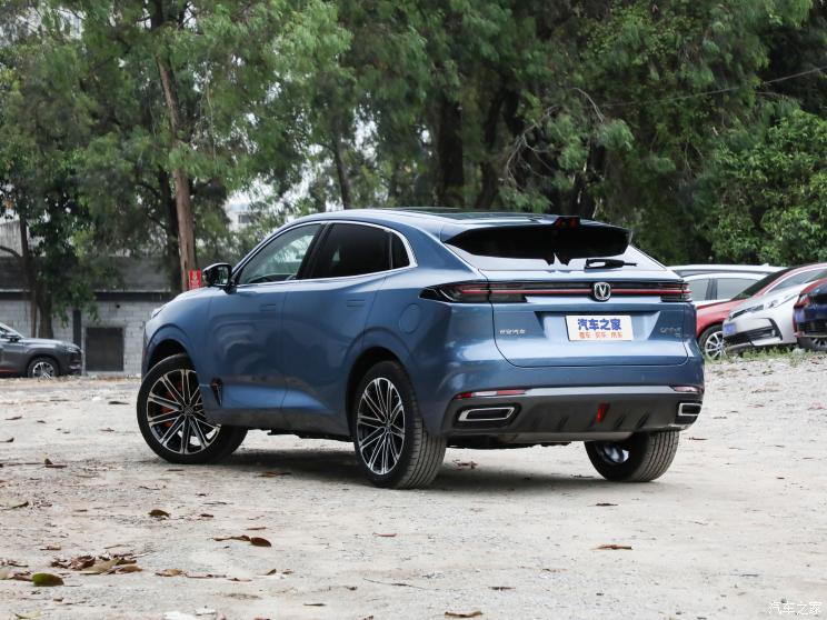 长安汽车 长安UNI-K新能源 2022款 蓝鲸iDD 1.5T 尊贵型 长安汽车 长安UNI-K新能源 2022款 蓝鲸iDD 1.5T 尊贵型