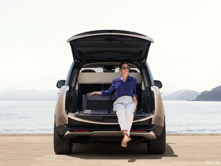 路虎(进口) 揽胜 2022款 4.4 V8 530PS 首发版 路虎(进口) 揽胜 2022款 4.4 V8 530PS 首发版