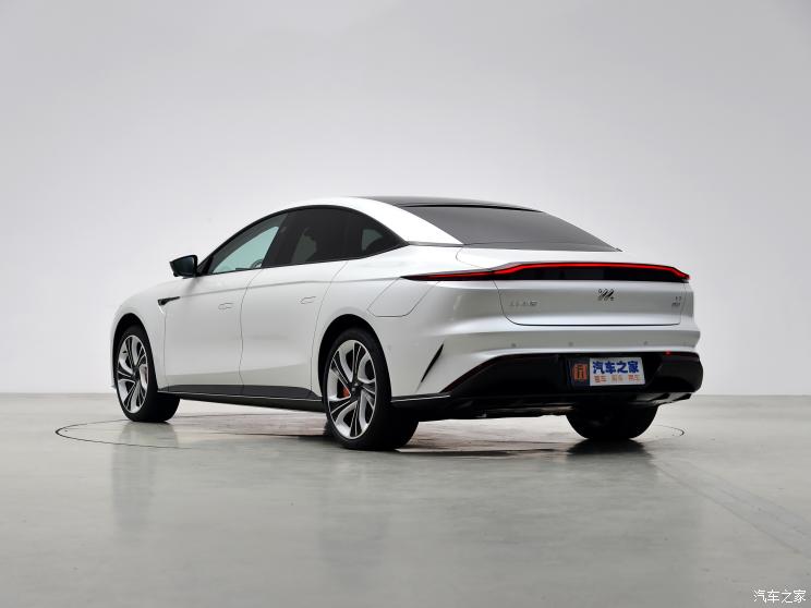 智己汽车 智己L7 2022款 天使轮版 智己汽车 智己L7 2022款 天使轮版