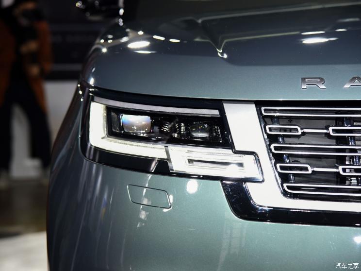 路虎(进口) 揽胜 2022款 3.0 L6 400PS 典范加长版 路虎(进口) 揽胜 2022款 3.0 L6 400PS 典范加长版