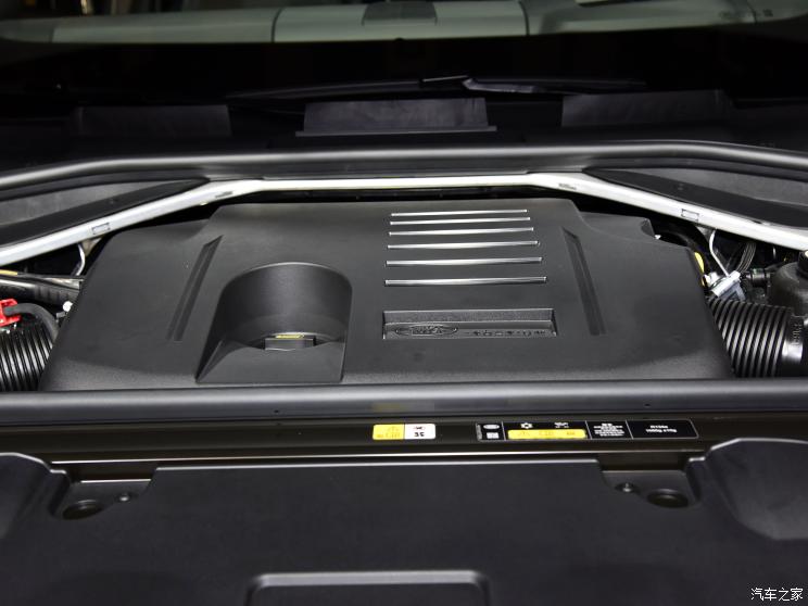 路虎(进口) 揽胜 2022款 3.0 L6 400PS 典范加长版 路虎(进口) 揽胜 2022款 3.0 L6 400PS 典范加长版