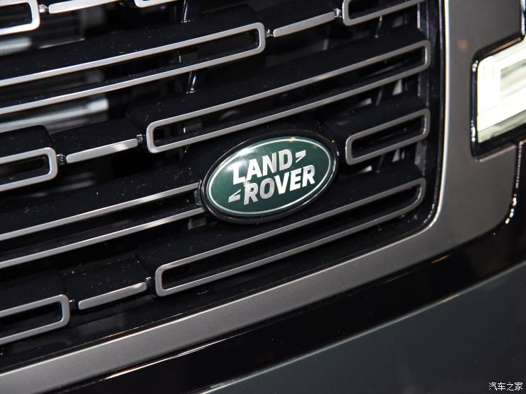 路虎(进口) 揽胜 2022款 3.0 L6 400PS 典范加长版 路虎(进口) 揽胜 2022款 3.0 L6 400PS 典范加长版