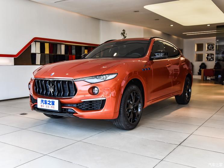 玛莎拉蒂 Levante 2022款 2.0T GT锋芒版 玛莎拉蒂 Levante 2022款 2.0T GT锋芒版