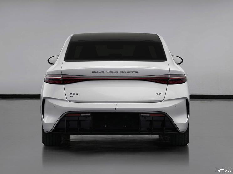 比亚迪 海豹 2022款 长续航版 比亚迪 海豹 2022款 长续航版