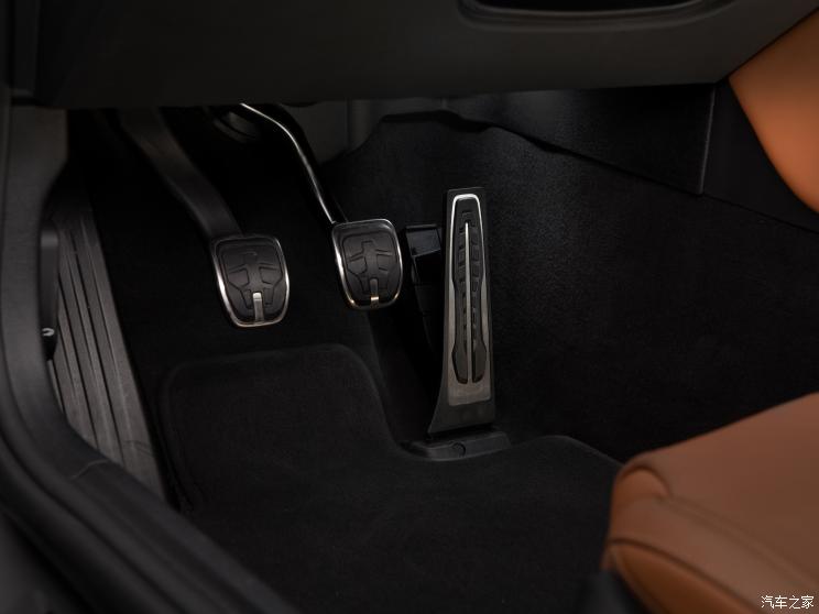 丰田(进口) SUPRA 2022款 GR SUPRA 3.0T A91 手动 美国版 丰田(进口) SUPRA 2022款 GR SUPRA 3.0T A91 手动 美国版