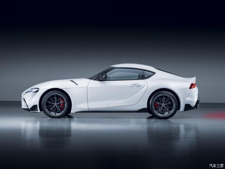 丰田(进口) SUPRA 2022款 GR SUPRA 3.0T 手动 欧洲版 丰田(进口) SUPRA 2022款 GR SUPRA 3.0T 手动 欧洲版