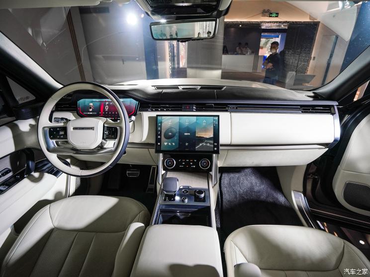 路虎(进口) 揽胜 2022款 4.4 V8 530PS 首发版 路虎(进口) 揽胜 2022款 4.4 V8 530PS 首发版