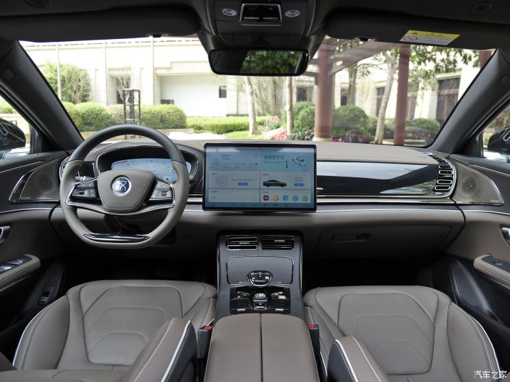 比亚迪 汉 2022款 DM-i 121KM 尊享型 比亚迪 汉 2022款 DM-i 121KM 尊享型