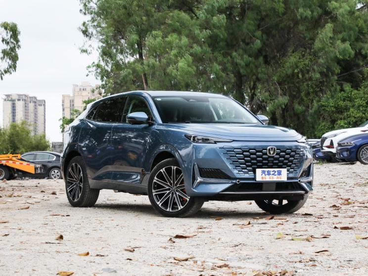 长安汽车 长安UNI-K新能源 2022款 蓝鲸iDD 1.5T 尊贵型 长安汽车 长安UNI-K新能源 2022款 蓝鲸iDD 1.5T 尊贵型