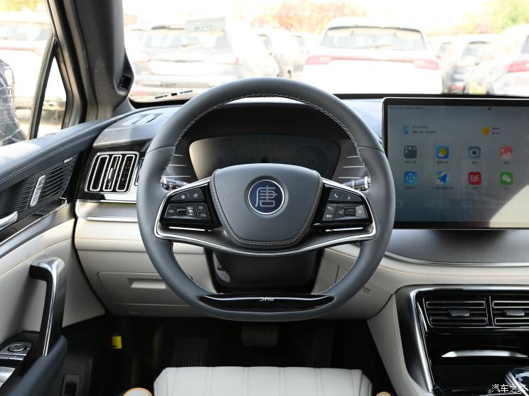 比亚迪 唐新能源 2022款 EV 635km 四驱至尊型 比亚迪 唐新能源 2022款 EV 635km 四驱至尊型