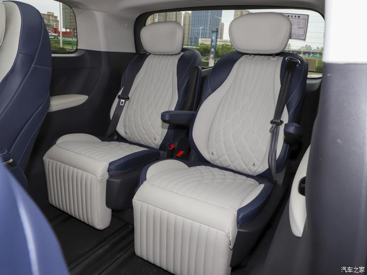 上汽大通 上汽大通MAXUS MIFA 9 2022款 锦绣高山