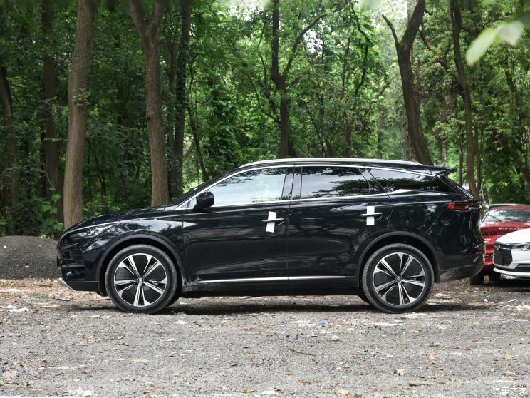 比亚迪 唐新能源 2022款 EV 635km 四驱至尊型 比亚迪 唐新能源 2022款 EV 635km 四驱至尊型