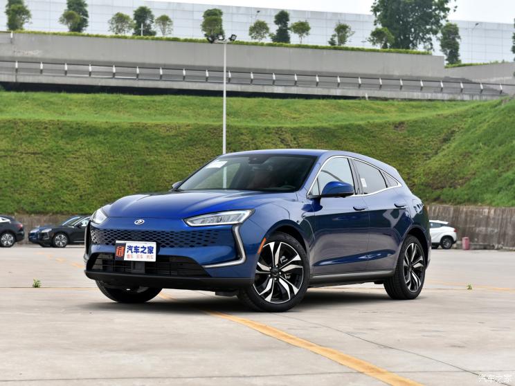 金康赛力斯 赛力斯SF5 2021款 华为智选四驱版 金康赛力斯 赛力斯SF5 2021款 华为智选四驱版