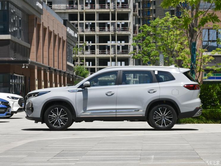 奇瑞汽车 瑞虎8 PRO 2022款 290T 两驱浩瀚版 5座 奇瑞汽车 瑞虎8 PRO 2022款 290T 两驱浩瀚版 5座