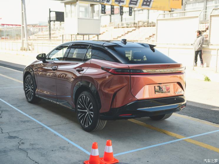 雷克萨斯 雷克萨斯RZ 2022款 450e 雷克萨斯 雷克萨斯RZ 2022款 450e