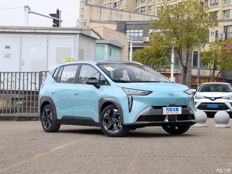 广汽埃安 AION Y 2022款 70 智领版 磷酸铁锂 广汽埃安 AION Y 2022款 70 智领版 磷酸铁锂