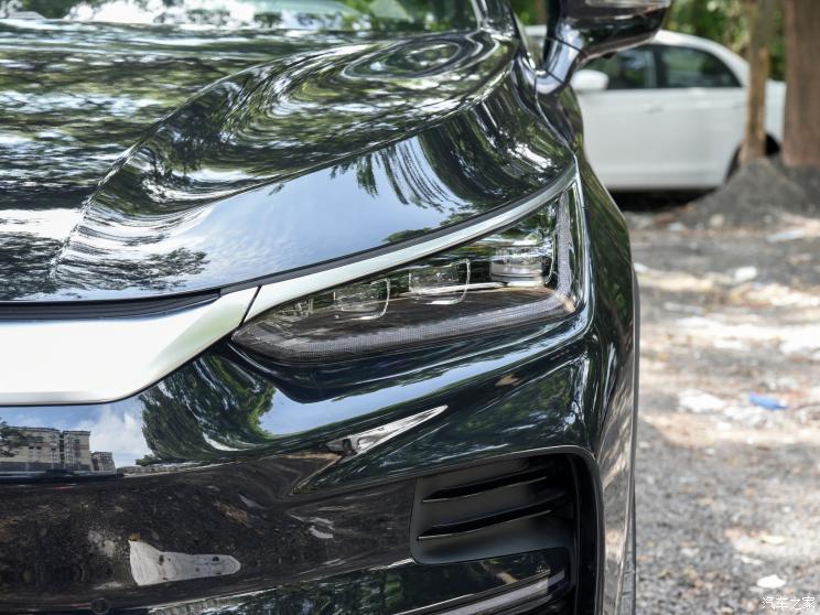 比亚迪 唐新能源 2022款 EV 635km 四驱至尊型 比亚迪 唐新能源 2022款 EV 635km 四驱至尊型