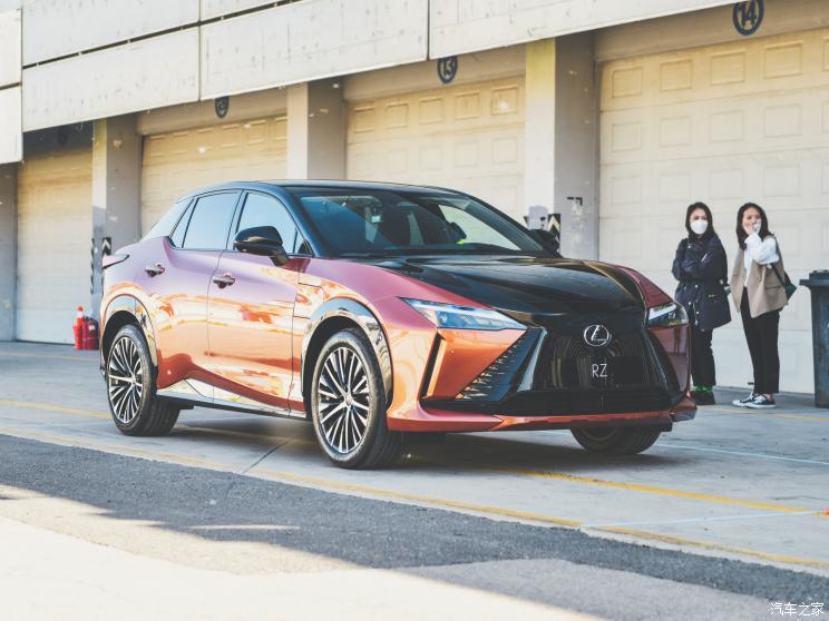 雷克萨斯 雷克萨斯RZ 2022款 450e 雷克萨斯 雷克萨斯RZ 2022款 450e