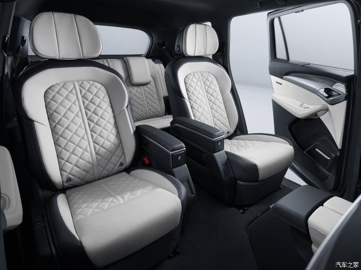 上汽奥迪 奥迪Q6 2022款 45 TFSI 基本型 上汽奥迪 奥迪Q6 2022款 45 TFSI 基本型