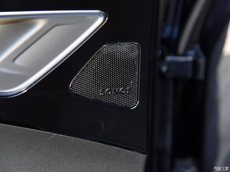 一汽-大众奥迪 奥迪Q4 e-tron 2022款 50 e-tron quattro 先享版 一汽-大众奥迪 奥迪Q4 e-tron 2022款 50 e-tron quattro 先享版