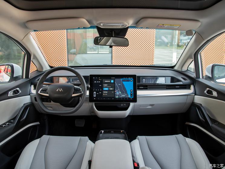 摩登汽车 Modern in 2022款 610km 精英版 摩登汽车 Modern in 2022款 610km 精英版