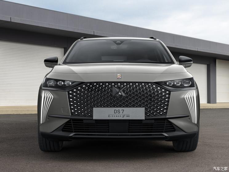 DS(进口) DS 7新能源(海外) 2023款 Crossback E-Tense 4x4 DS(进口) DS 7新能源(海外) 2023款 Crossback E-Tense 4x4