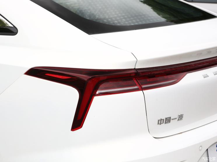 一汽奔腾 奔腾B70 2022款 1.5T 自动乐享型 一汽奔腾 奔腾B70 2022款 1.5T 自动乐享型