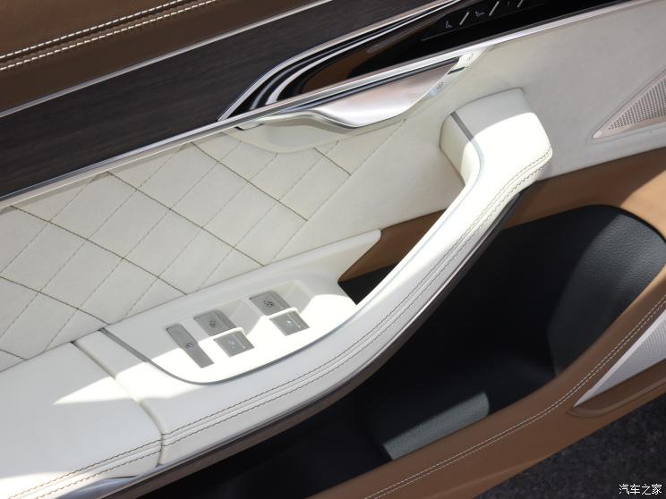 奥迪(进口) 奥迪A8 2022款 A8L Horch创始人版 双色典藏型 奥迪(进口) 奥迪A8 2022款 A8L Horch创始人版 双色典藏型