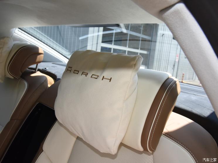 奥迪(进口) 奥迪A8 2022款 A8L Horch创始人版 双色典藏型 奥迪(进口) 奥迪A8 2022款 A8L Horch创始人版 双色典藏型