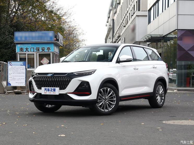 长安汽车 长安欧尚X7 PLUS 2022款 1.5T 手动尊享型 长安汽车 长安欧尚X7 PLUS 2022款 1.5T 手动尊享型