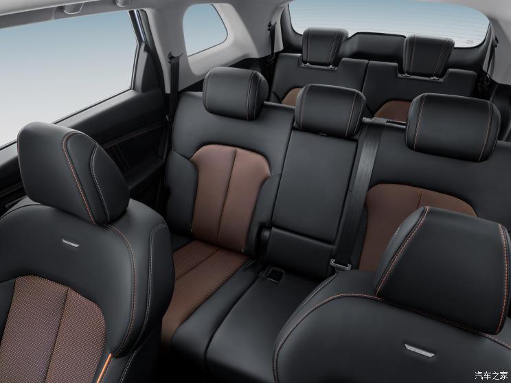 长安汽车 长安欧尚X7 PLUS 2022款 1.5T 蓝鲸版自动智尊型 7座 长安汽车 长安欧尚X7 PLUS 2022款 1.5T 蓝鲸版自动智尊型 7座