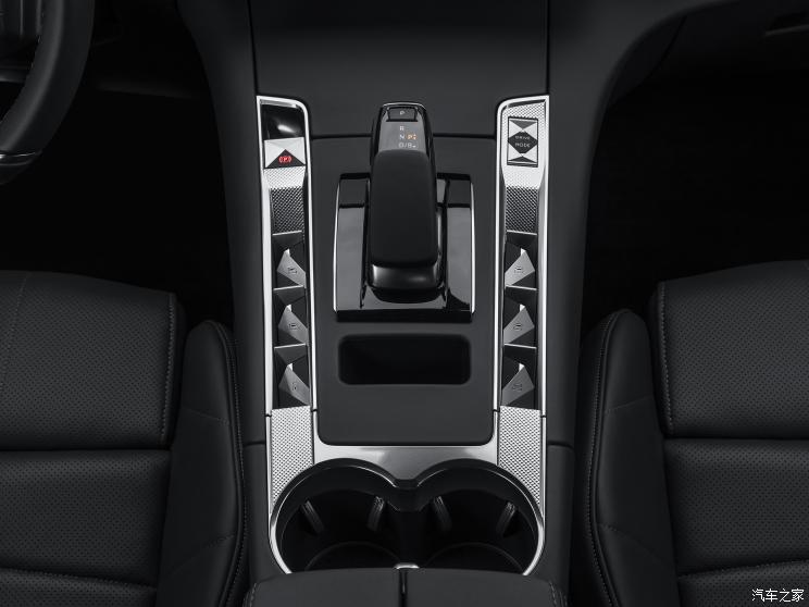 DS(进口) DS 7新能源(海外) 2023款 Crossback E-Tense 4x4 DS(进口) DS 7新能源(海外) 2023款 Crossback E-Tense 4x4