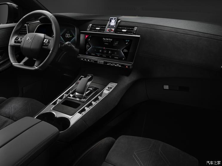 DS(进口) DS 7新能源(海外) 2023款 Crossback E-Tense 4x4 DS(进口) DS 7新能源(海外) 2023款 Crossback E-Tense 4x4