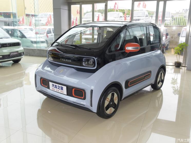 上汽通用五菱 宝骏KiWi EV 2022款 艺术家轻享版 三元锂 上汽通用五菱 宝骏KiWi EV 2022款 艺术家轻享版 三元锂