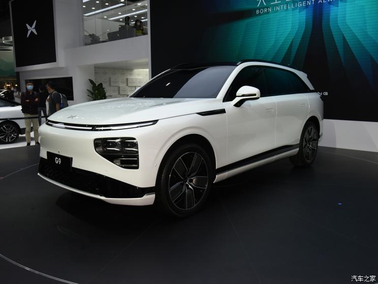 小鹏汽车 小鹏G9 2022款 两驱基本型 小鹏汽车 小鹏G9 2022款 两驱基本型