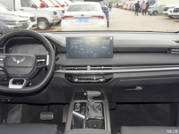 上汽通用五菱 五菱佳辰 2022款 1.5T CVT智享豪华型 上汽通用五菱 五菱佳辰 2022款 1.5T CVT智享豪华型