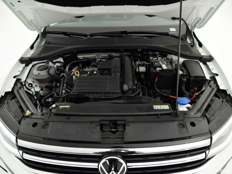 一汽-大众 宝来 2022款 280TSI DSG尊行版 一汽-大众 宝来 2022款 280TSI DSG尊行版