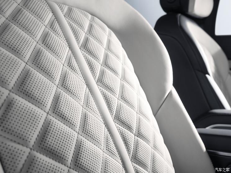 上汽奥迪 奥迪Q6 2022款 45 TFSI 基本型 上汽奥迪 奥迪Q6 2022款 45 TFSI 基本型