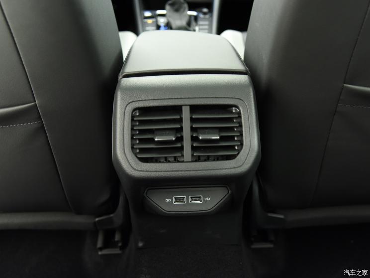 一汽-大众 宝来 2022款 280TSI DSG尊行版 一汽-大众 宝来 2022款 280TSI DSG尊行版