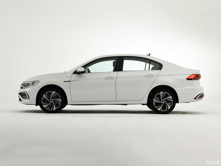 一汽-大众 宝来 2022款 280TSI DSG尊行版 一汽-大众 宝来 2022款 280TSI DSG尊行版