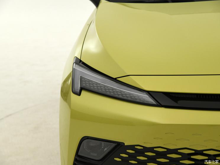 北京汽车 魔方 2022款 1.5T DCT星耀版 北京汽车 魔方 2022款 1.5T DCT星耀版