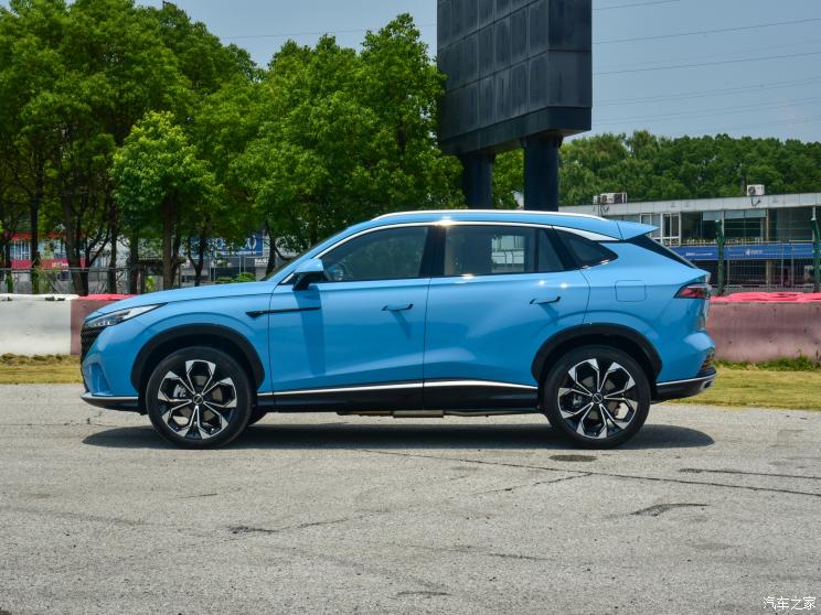 上汽集团 荣威RX5新能源 2022款 eRX5 上汽集团 荣威RX5新能源 2022款 eRX5