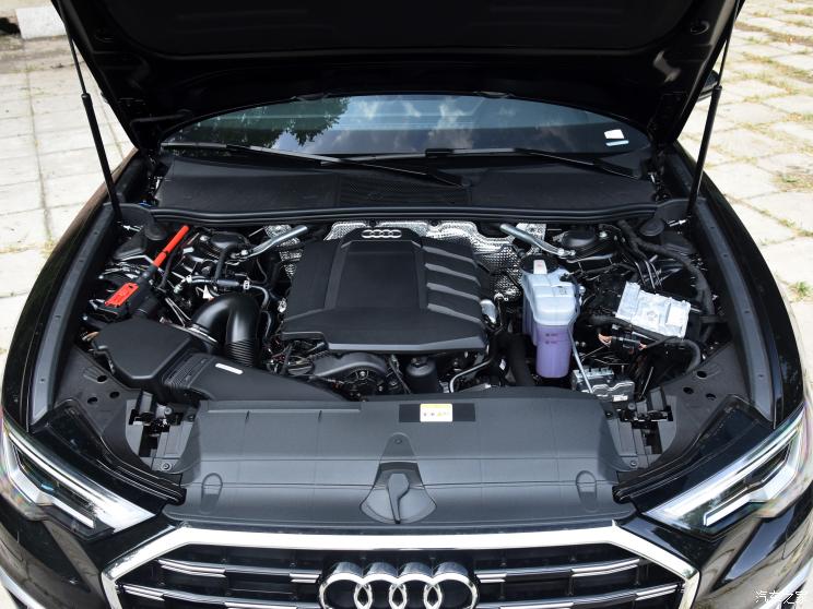 一汽-大众奥迪 奥迪A6L 2023款 45 TFSI 臻选动感型 一汽-大众奥迪 奥迪A6L 2023款 45 TFSI 臻选动感型
