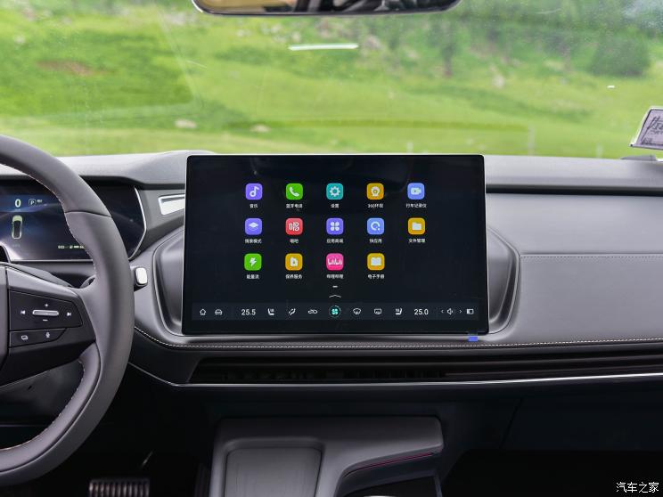 长安深蓝 长安深蓝SL03 2022款 1.5L 增程版 长安深蓝 长安深蓝SL03 2022款 1.5L 增程版