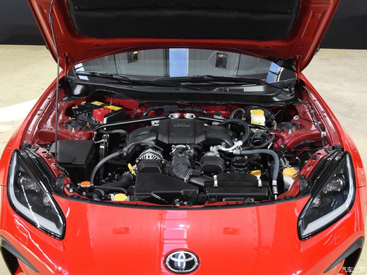丰田(进口) 丰田86 2022款 GR 86 2.4L 手动基本型